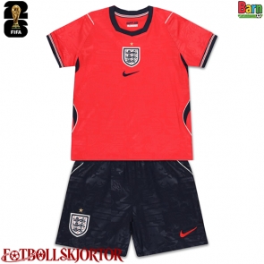 England Borta Kläder Barn VM 2026 Kortärmad (+ Korta byxor)